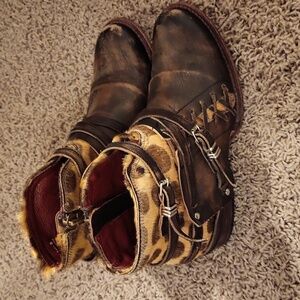 Freebird size 8 Belfast booties